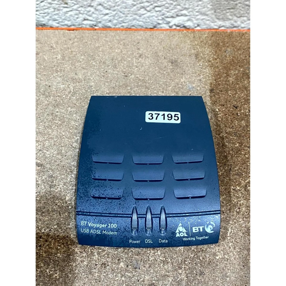 BT Voyager 100 011596 USB Powered ADSL Broadband Modem Grey Compact - Image 1 of 4