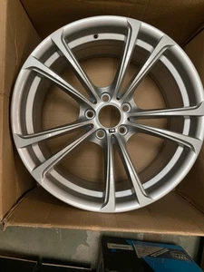 36112284254 Llanta aleación ligera original nueva BMW M5 (F10) M6 (F12, F13, F06) 9JX20 - Imagen 1 de 6