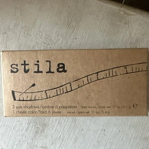 Stila Perfectly Plum Eye Shadow & Cheek Blush Palette - Picture 1 of 3