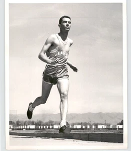 SAN JOSE State Distance Runner DON HUBBARD Vintage Sports 1955 Press Photo - Picture 1 of 2
