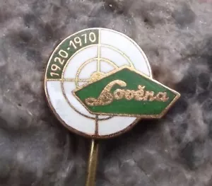 1970 Lovena Czech Shotgun Gun Target Logo Weapons Czech Rifle Maker Pin Badge - Picture 1 of 3