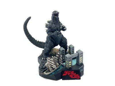 Godzilla 1992 Bandai Complete Works 3rd. Diorama Mini Figure HG Japan Toys - Image 1 of 4