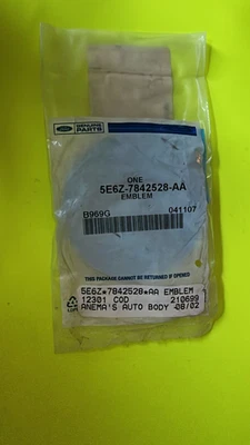 05 06 07 EMBLEMA PUERTA LEVADIZA MERCURY MARINER 5E6Z 7842528 AA Foto 1 de 3