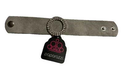 Nuevo Paparazzi 8.5” Gris Imitación Piel de Serpiente Pulsera Estrás Dije  Foto 1 de 4