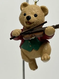 Vintage 1991 Hallmark Keepsake Ornament Fiddlin' Around Bear Playing Violin - Bild 1 von 8