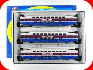 HO Scale ***ACE*** Bombardier Passenger Set #3306, 3208, 3215 ---- ATHEARN 25904 - Picture 1 of 5