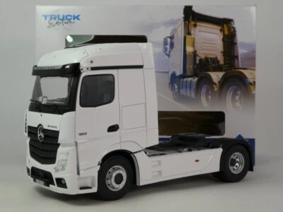 Solido Mercedes Benz Actros Lavarot white 2019 1/24 S2400203 - Immagine 1 di 4