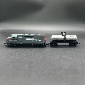 N Scale Southern Pacific Dummy Diesel Locomotive & Tank Car By High Speed Metal - Picture 1 of 16