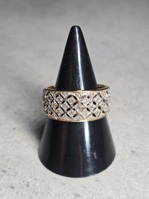 9ct Gold Diamond Ring Yellow Size N 4.8g 6mm 0.2cts Hallmarked Sheffield - image 1 of 4