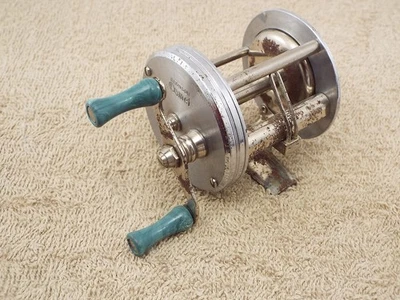 Carrete de pesca vintage BRONSON COMET Foto 1 de 4