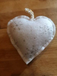 Christmas Xmas felt heart love Tree Decoration baubles cloth Ornament White - Picture 1 of 2