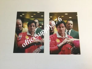 SYLVESTER STALLONE 2) 4x6 Farbfotos flankiert von Bodyguards 2001 Film gefahren - Bild 1 von 1