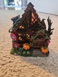 Bath & Body Works Casa de Brujas Embrujadas Flor de Pared Enchufe Halloween 2022 - Imagen 1 de 2