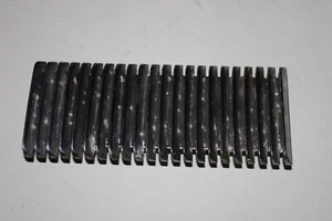 OEM 1973-1977 Oldsmobile Cutlass Front Fender Louver Trim Ornament Emblem 412283 - Picture 1 of 5