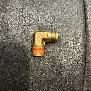 Firestone Ride Rite Male 90 Degree Elbow Air Fitting 3031, WR17603031 - Picture 1 of 5