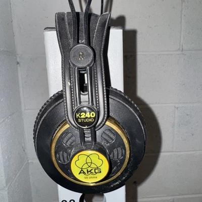 AKG K240 Studio Headphones 55 Ohm - Image 1 of 4