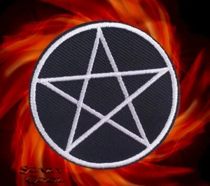 Nuevo parche bordado de pentagrama horror diablo hierro en parche de motociclista - Imagen 1 de 3