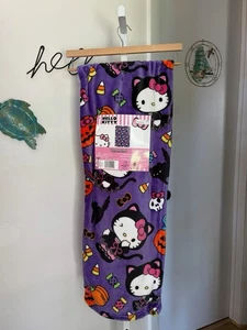 NEW Hello Kitty Halloween Purple 50x70 Throw Blanket Pumpkins Black Cats Candy - Picture 1 of 1
