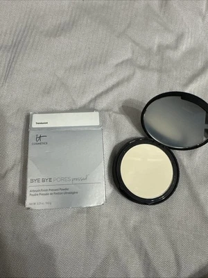 it Cosmetics Bye Bye Pores Anti Aging Pressed Finishing Powder, Translucent NIB - Image 1 of 2
