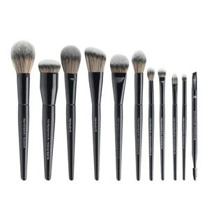 Sephora Collection PRO Pennelli Viso Polvere/Blush/Fondazione/Ombretto Pennelli - Foto 1 di 26