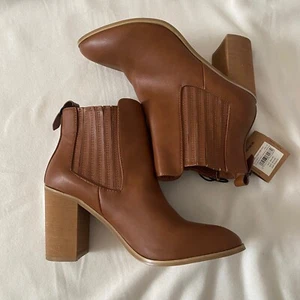Cotton On Rubi Shoes Jamie Ribbed Gusset Boot Block Heel Tan Brown EU39/US8 - Picture 1 of 9