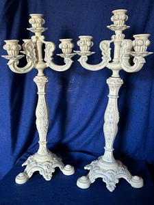 COPPIA (RARA) DI CANDELABRI IN MAIOLICA, XX SECOLO - Foto 1 di 23