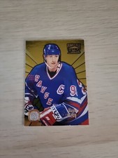 1996-97 Pinnacle Zenith Hockey Wayne Gretzky Champion Salute Insert SC1812