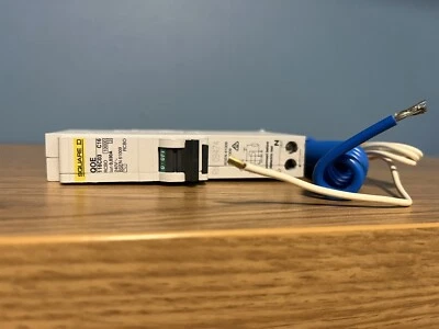 SQUARE D 16 AMP RCBO TYPE C 10kA 30mA RCBO QOE116C03 BSEN 61009 - Image 1 of 4