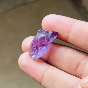 Natural Large Amethyst Rough Chunk, 24.40 Carat Rough Raw Amethyst,26x14x12 mm. - Picture 1 of 5