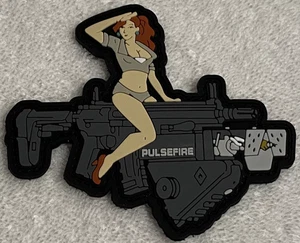 PULSEFIRE Pin-Up Girl custom PVC Patch, SHOT ๐ฏ Show 2025,Hook & Loop, New! - Picture 1 of 1