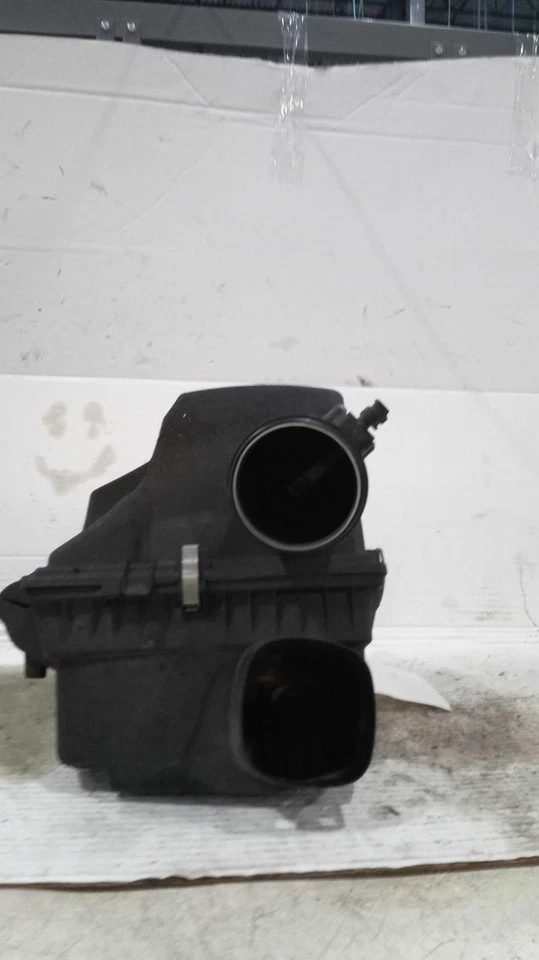 2015 BMW X1 Air Cleaner Assembly OEM Used 2.0L Black 13717588280 - Image 1 of 4