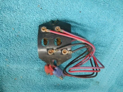 Interruptor de seguridad neutro Ford Falcon o Comet 1960-1964 C1KF-7A217-A NOS Foto 1 de 4