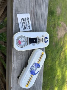 Armstrong Peanuts Flying Ace Keychain Pocket Watch - Picture 1 of 2