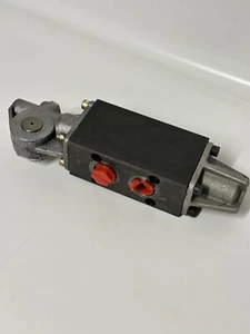 Parker-Hannifin HEMTT M977 Military Directional Control Linear Valve 85562-01 - Bild 1 von 12