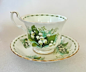 Royal Albert "Flower of the Month May" Lily of the Valley Teacup and Saucer - Picture 1 of 12