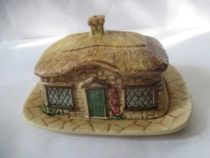 Collectable Hand Painted Butterdish From Sylvac Ceramics Pre-Owned. - Picture 1 of 11
