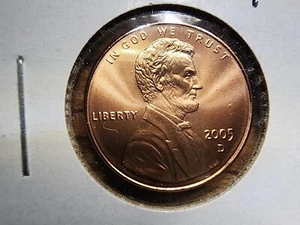 2005D Lincoln cent '69' or '70', IMHO PGCS graded up to a '68' worth $1500! WOW! - Picture 1 of 5