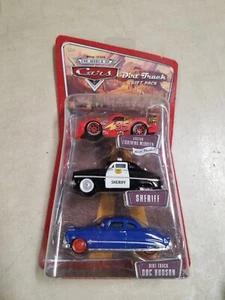 VTG Disney Pixar World of Cars Dirt Track Gift Pack Cactus Lightning McQueen - Picture 1 of 5