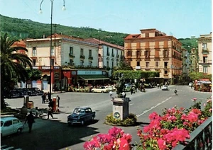 CP 339 - 1964 NAPLES Piazza Torquato Tasso - VG - Brunner Como Edition - Picture 1 of 1