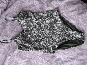 Green Paisley Swimsuit M Excellent Condition Unworn - Picture 1 of 6