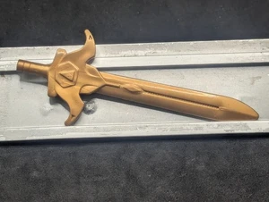 Transformers G1  Predaking Divebomb Laser-Guided Sword - Picture 1 of 2