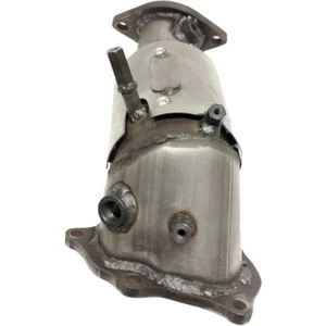 17450 Davico Catalytic Converter Front for Hyundai Genesis Coupe 2013-2014 - Picture 1 of 1