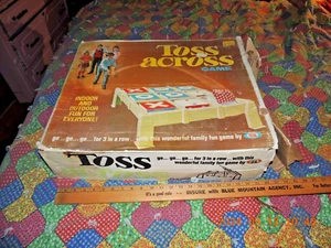 IDEAL TOSS ACROSS GAME - COMPLETE NO. 2112-1 / 2117-0 1960 EDITION - Picture 1 of 2