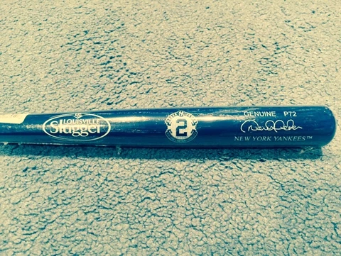 Derek Jeter Final Season 18" Mini Baseball Bat Louisville Slugger NY Yankees SGA Cover