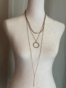 Dreifach Strang Lagenlook 2 Goldfarben 1 Wildleder Strang Halskette Anhänger Kreis Stab - Bild 1 von 4