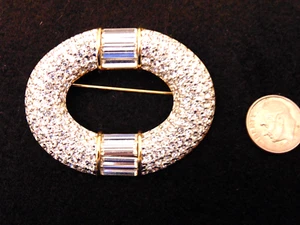 Vtg 80s Swarovski Crystals Encrusted Oval Brooch Pin Gold Plated Pave Signed SAL - Picture 1 of 5
