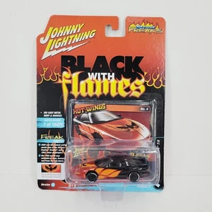2021 Johnny Lightning NERO CON FIAMME #04 1993 Pontiac Firebird T/A A/4 - Foto 1 di 3