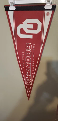 OKLAHOMA SOONERS  12X30 RETRO NCAA VINTAGE FELT PENNANT 3/26/23 Cover