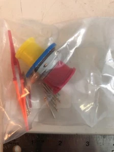 Connettore Deutsch D38999/24MC98SN con utensile e perni - Foto 1 di 8