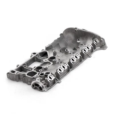 Cubierta/tapa de válvulas de motor/cabezal para Audi A3 A4 A5 Q5 VW Golf GTI MK7 2.0 CNCD CNCE Foto 1 de 4